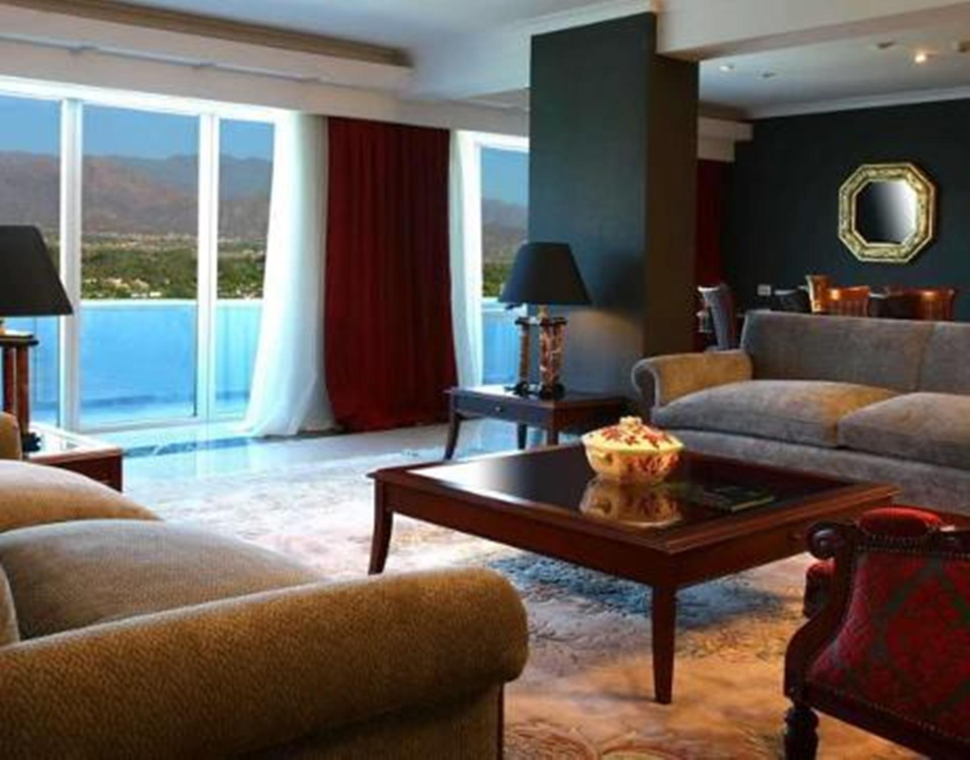 Hotel Diplomatichotel 5*